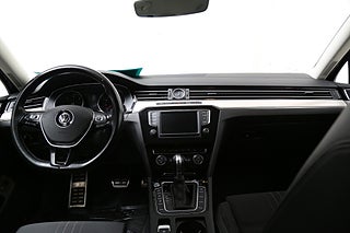 Kombi Volkswagen Passat 16 av 24