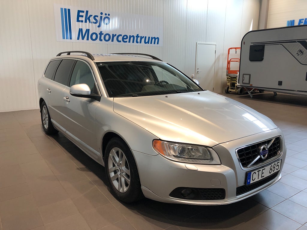 Volvo V70 D4 AWD Geartronic Momentum *S/V-Hjul, Drag*