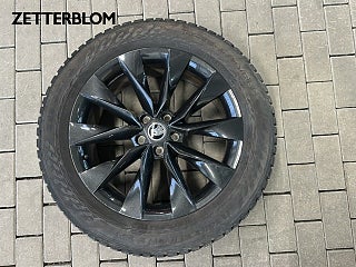 SUV Skoda Enyaq 18 av 18