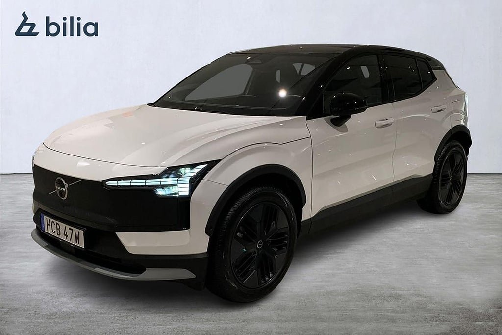 Volvo EX30 Cross Country Twin Motor Performance (AWD) Ultra