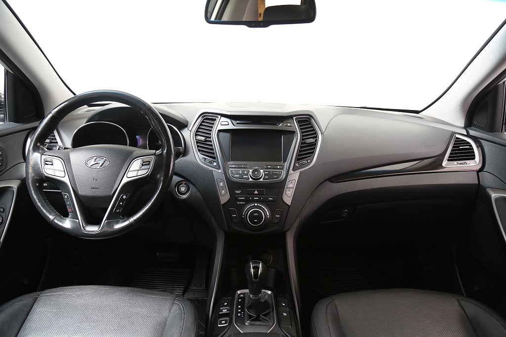 Hyundai Santa Fe 2,2 CRDi 197hk Premium 4WD Aut Pano Skinn Motorv Drag 2015
