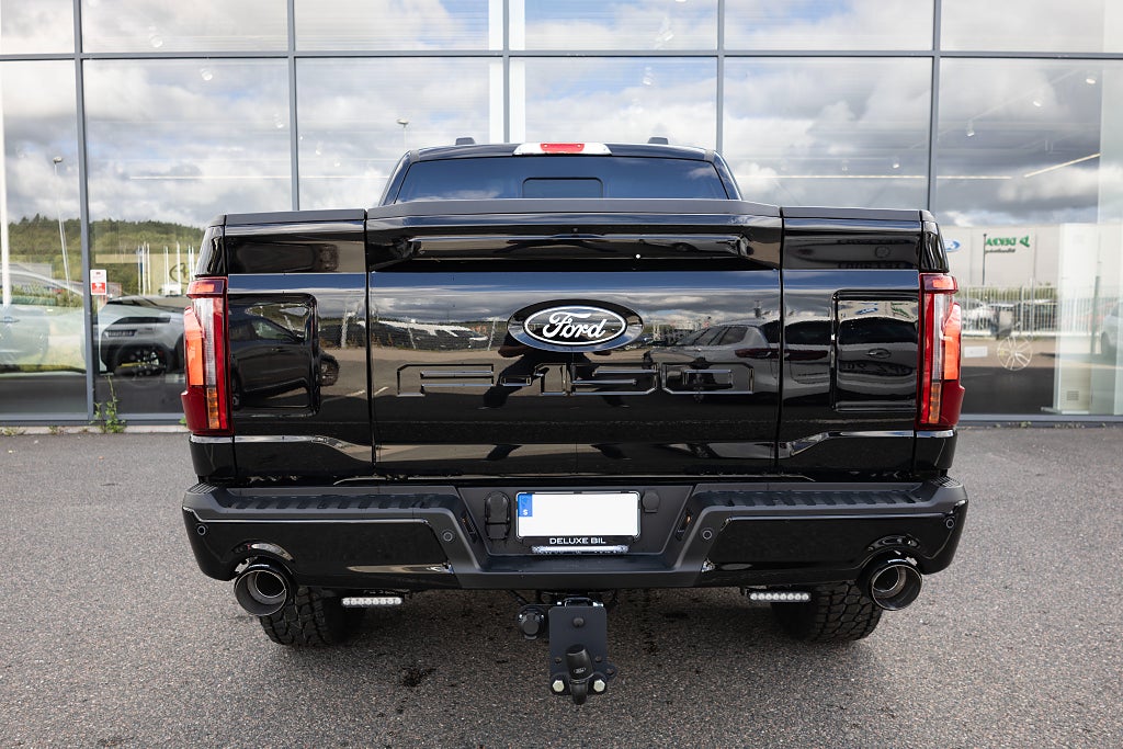 Ford F-150 SuperCrew 5.0 V8 Lariat Black Edition