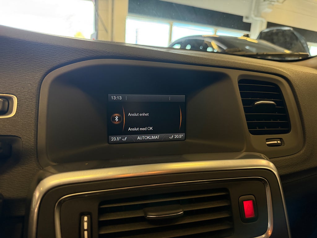 Volvo V60 2015 - miniatyr 17
