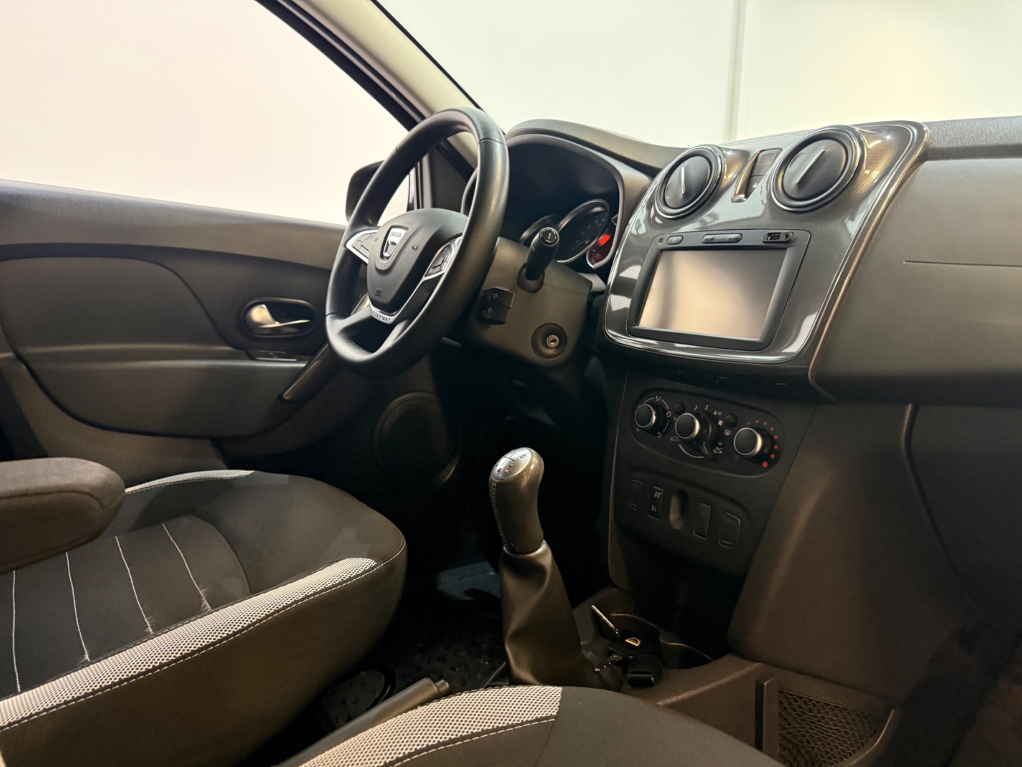 Dacia Logan MCV Stepway 0.9 TCe Euro 6 2018, bild 5/10