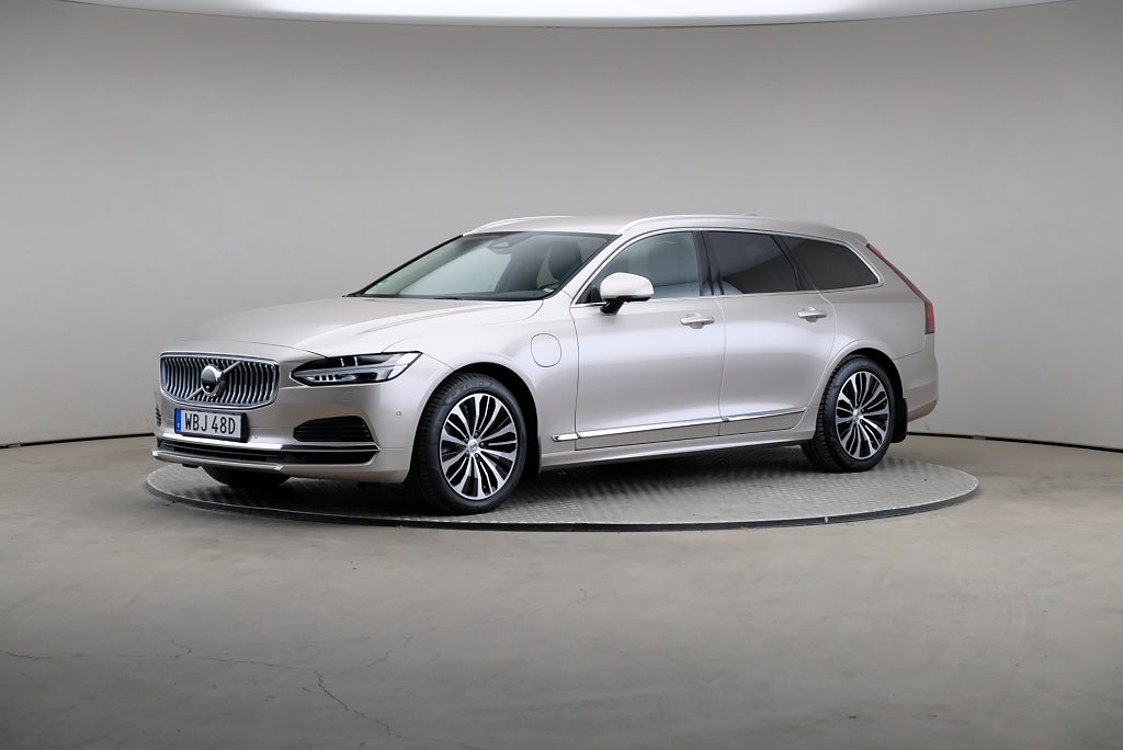 Volvo V90 Recharge T6 350hk AWD Core Edition Läder H/K