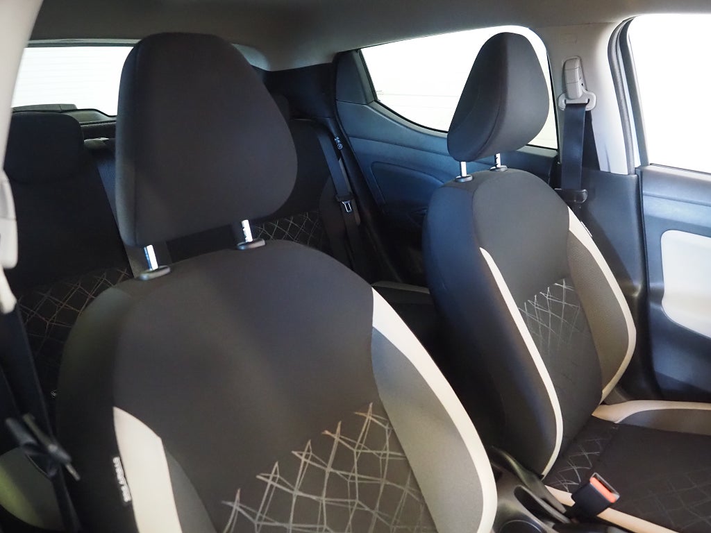 Nissan Micra N-TECH 92hk  1 ägare | Moms | CarPlay | 2022