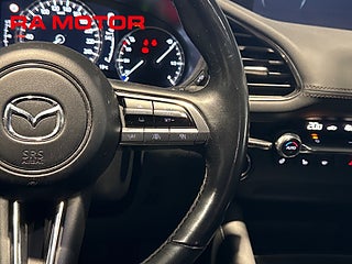 Sedan Mazda 3 15 av 28