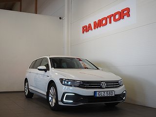 Kombi Volkswagen Passat 1 av 23