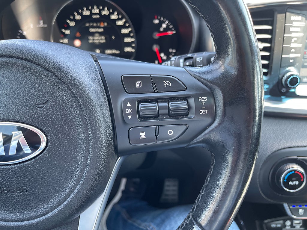 Kia Sorento 200 hk AWD EXECUTIVE 7-sits, pano, Infinity 360 kamera