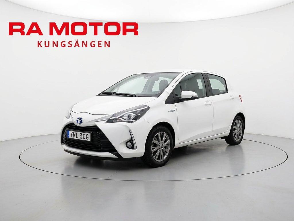 Toyota Yaris 1.5 Hybrid 101hk Active | Kamera | P-sens | M-Värm |