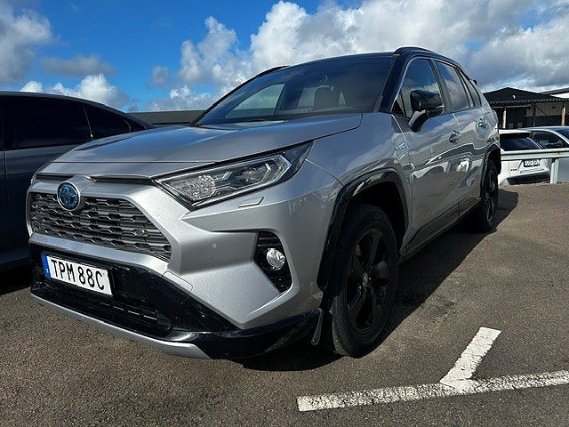 Toyota RAV4 Hybrid AWD-i E-CVT Style 222hk |Dragkrok | Backkamera