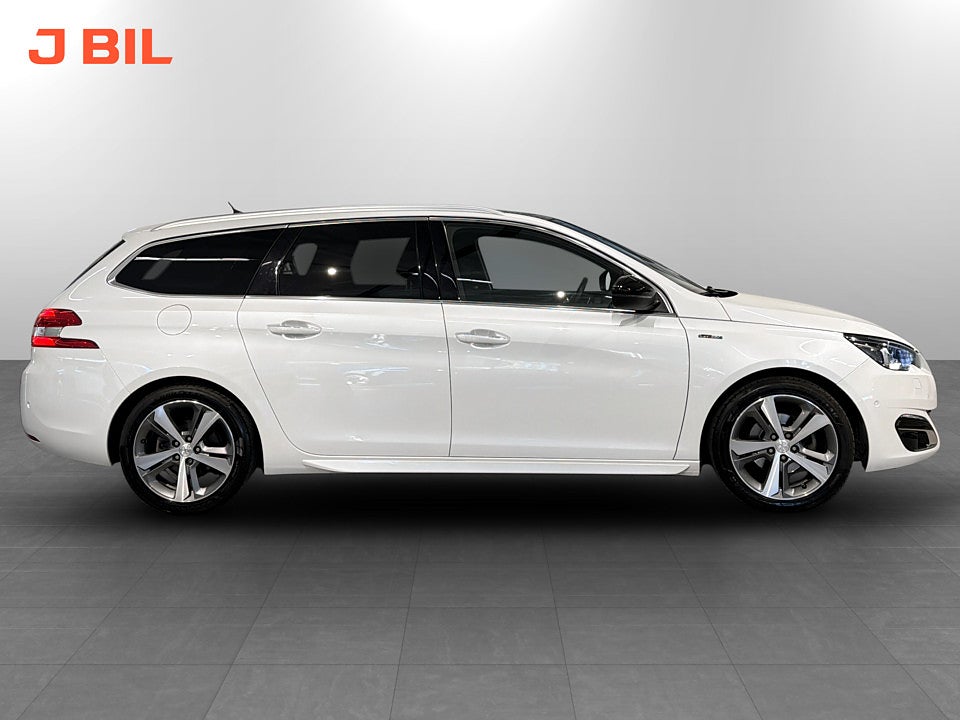 Bild på Peugeot 308 SW GT-Line 1.2 PT 130hk Aut PANO NAVI