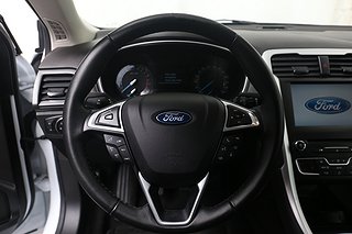 Halvkombi Ford Mondeo 9 av 17