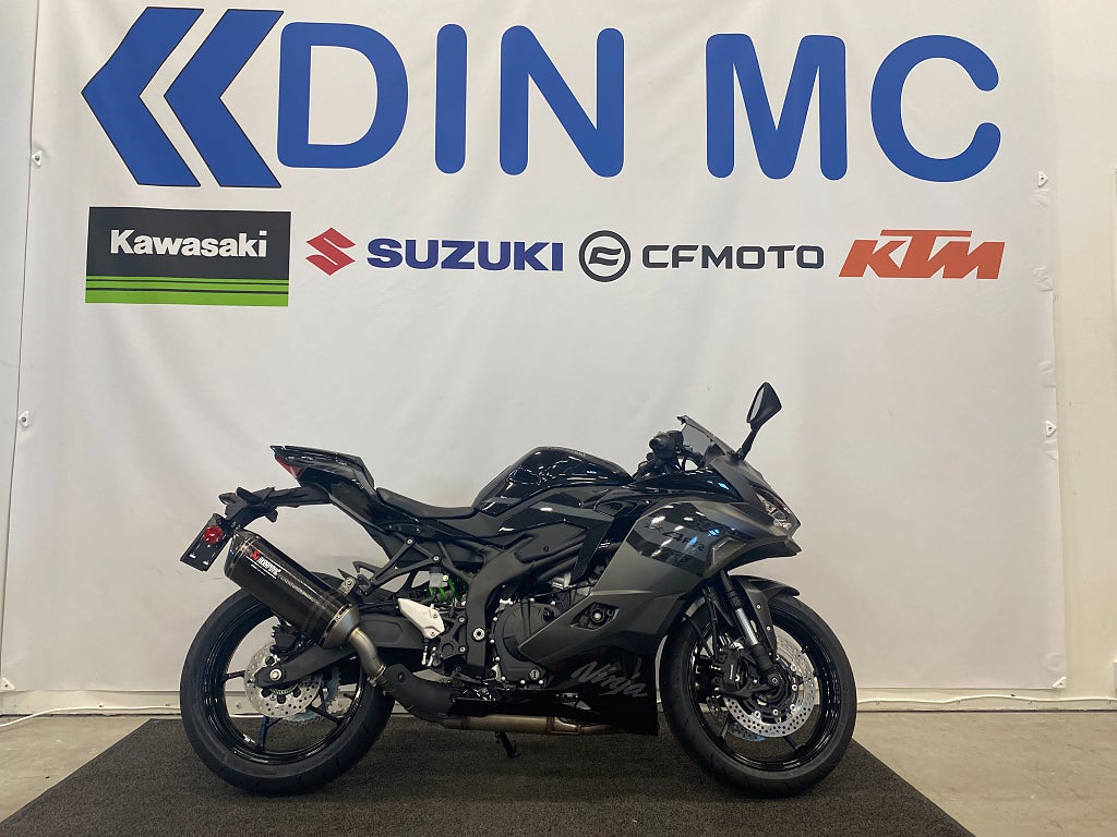 Kawasaki Ninja ZX-4RR Performance "Fabriksny hoj för omgående leverans"