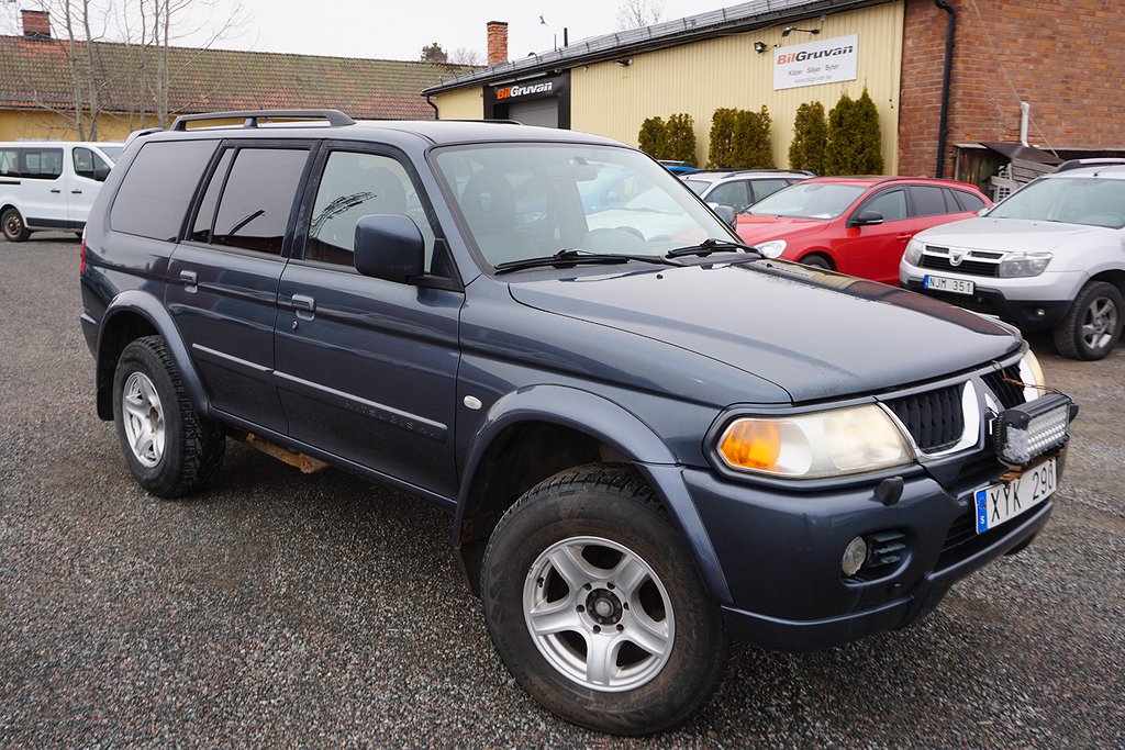 Mitsubishi Pajero Sport 3.0 V6 4WD Aut/Drag