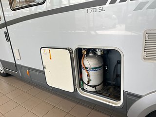Husbil-integrerad Adria SUPER SONIC I 701 SL 7 av 19