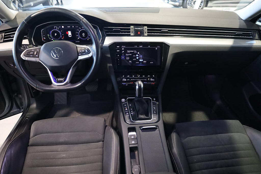Volkswagen Passat Sportscombi GTE 1.4 TSI GTE Drag Navi Cockpit Moms 2022