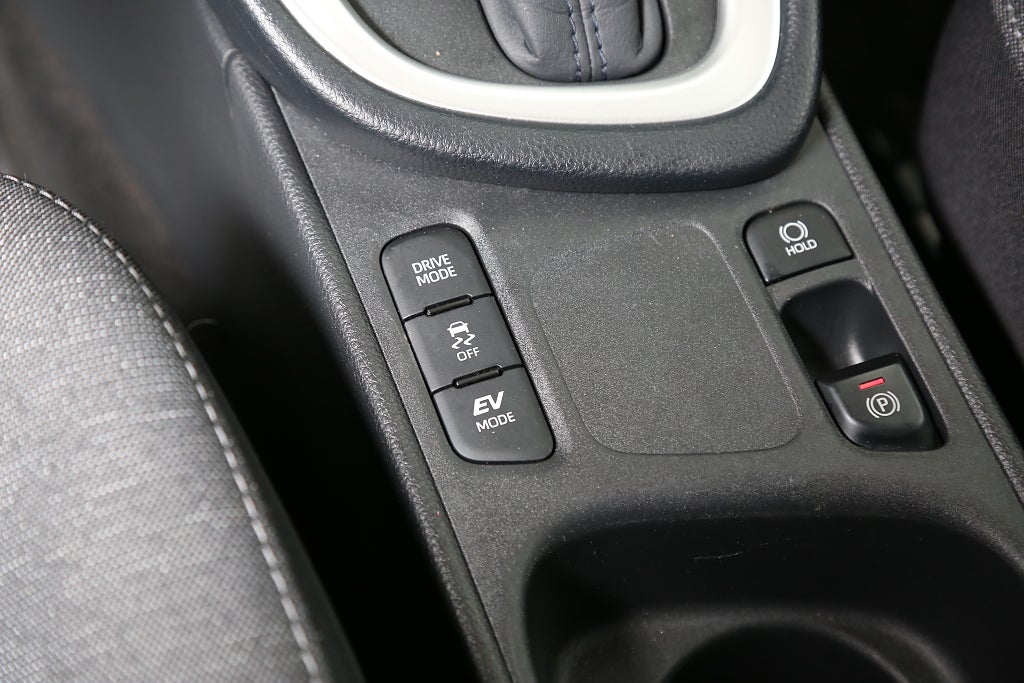 Toyota Yaris 1,5 VVT-i Hybrid CVT Active Kamera 1ägare Motorvärmare 2021