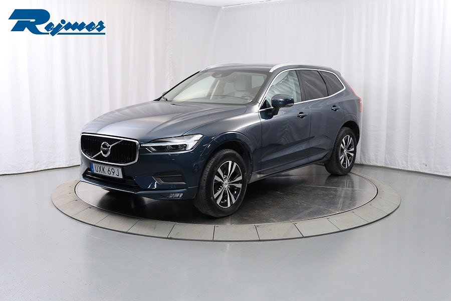 Volvo XC60 B4 AWD Diesel Momentum Advanced SE