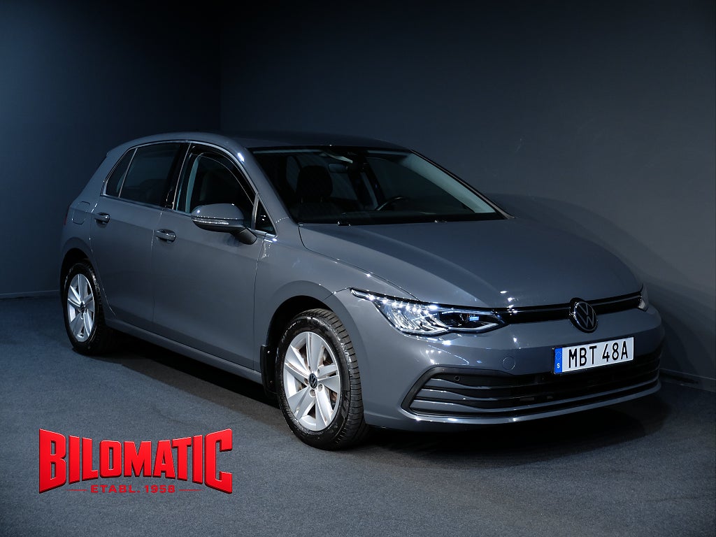 Volkswagen Golf 1.0 TSI 110HK Bensinvärmare Adaptiv farthållare V-hjul 