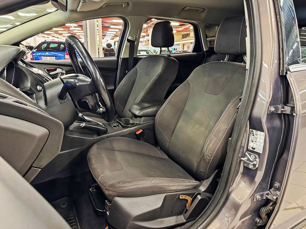 Ford Focus Kombi 1.6 TDCi Manuell Avantgarde 115hk