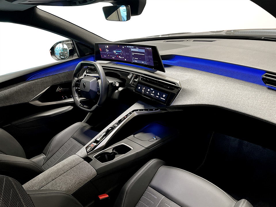 Bild på Peugeot 5008 GT Hybrid 145hk Aut 7-SITS B-KAMERA CARPLAY
