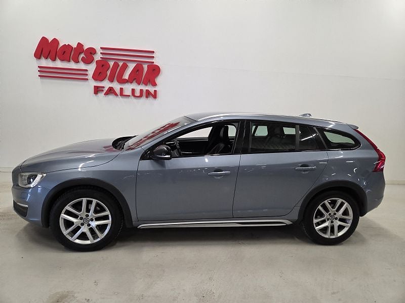Volvo V60 Cross Country D4 4x4 190 Hk Summum