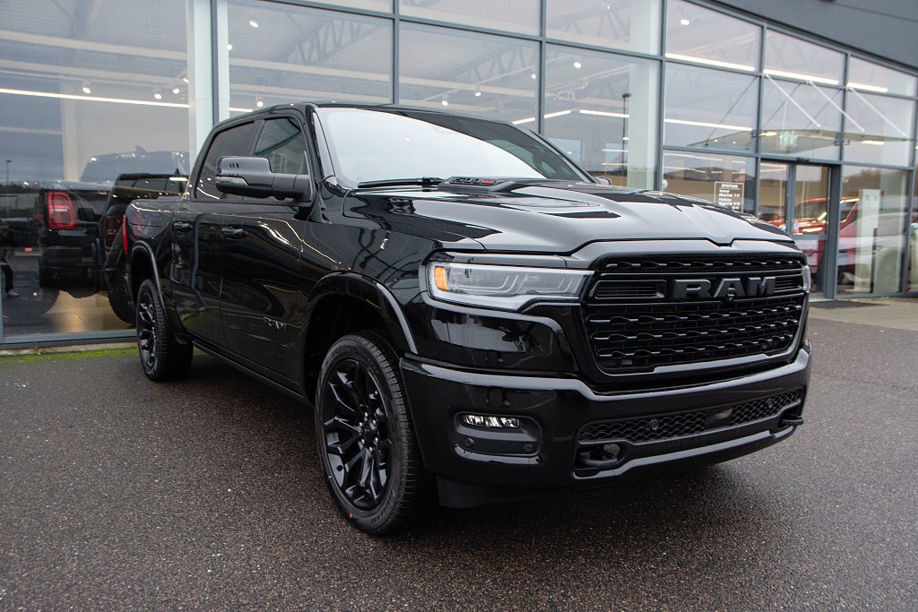 Dodge RAM 1500 Limited Rambox Night 548 hk / Ebony Red Interiör