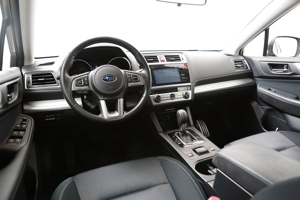 Subaru Outback 2,0D 150hk Base AWD Aut 1ägare Motorv Drag 2016
