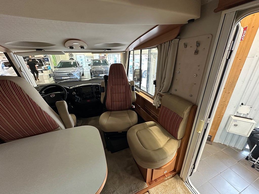 Hymer EX 688 Långbäddar taksäng fint skick thumbnail