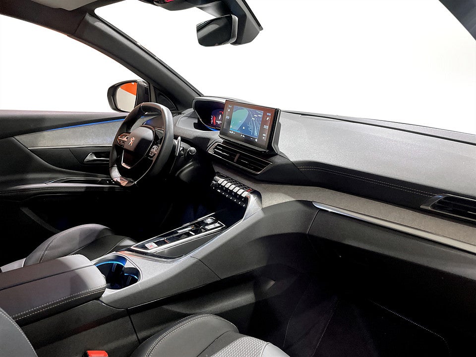 Bild på Peugeot 3008 GT 1.2 PT 130hk Aut - INK. TRYGGHETSPAKET