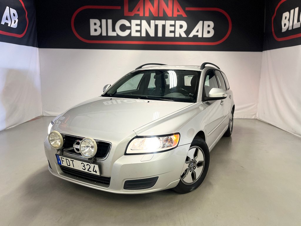 Volvo V50 D2 Dragkrok Kamrem bytt 2Ägare Låg års Låga mil