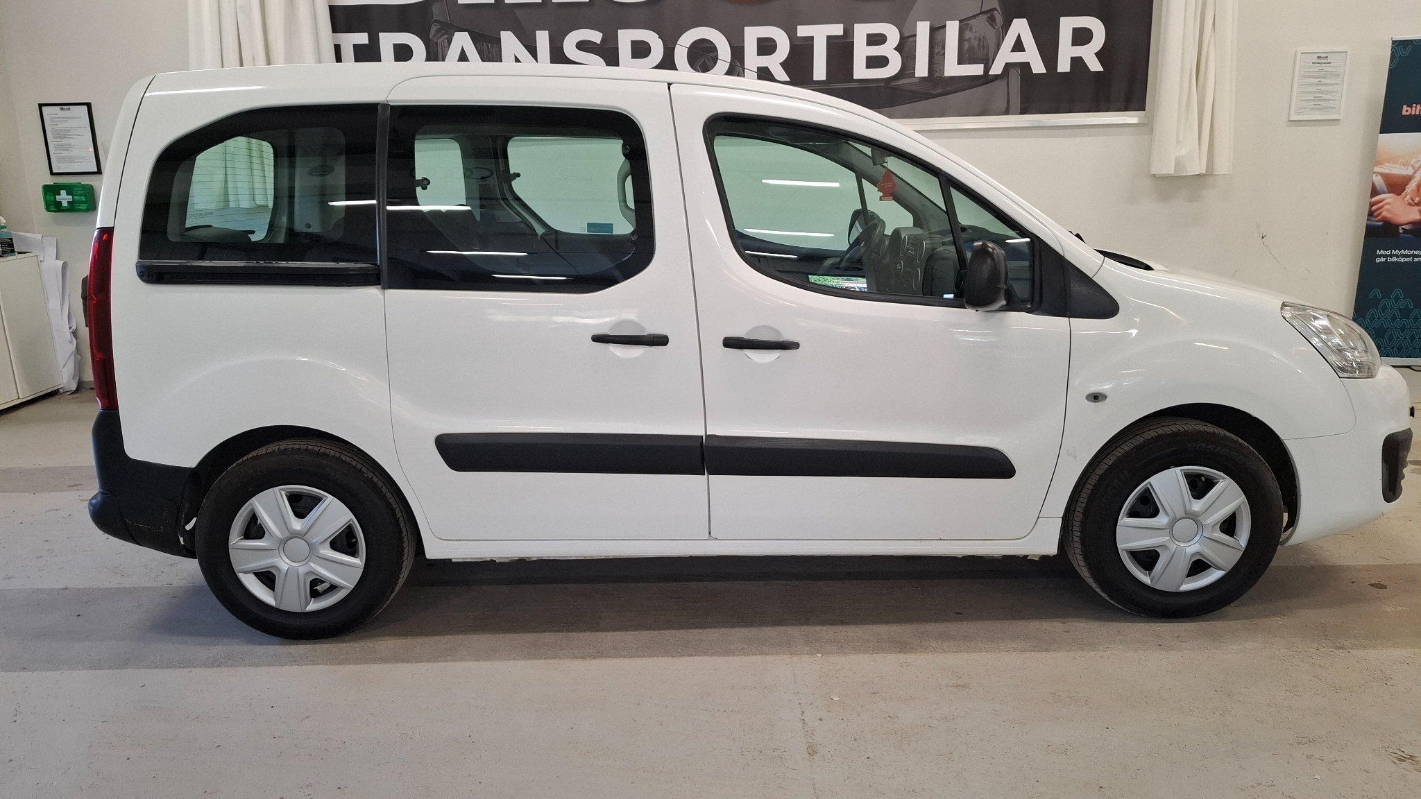 Peugeot Partner Tepee 1.6 BlueHDi EGS 2017, bild 3/10