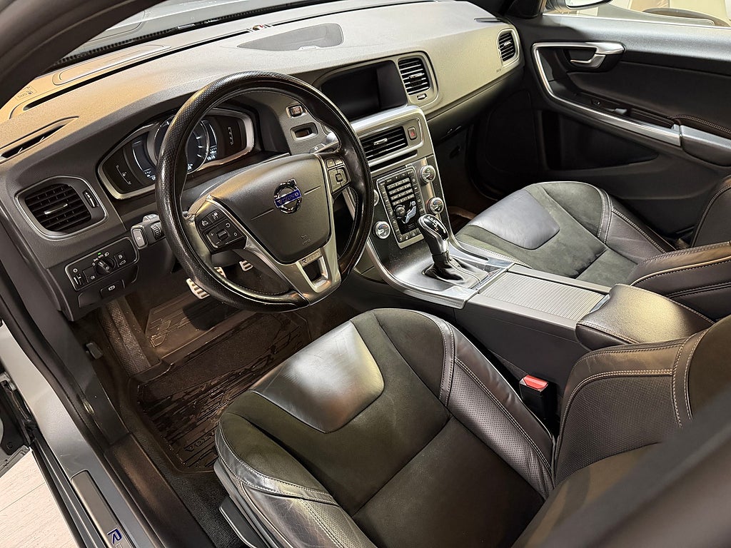 Volvo S60 D4 190hk R-Design |Drag|VOC|HK ljud|Kamera|Navi|