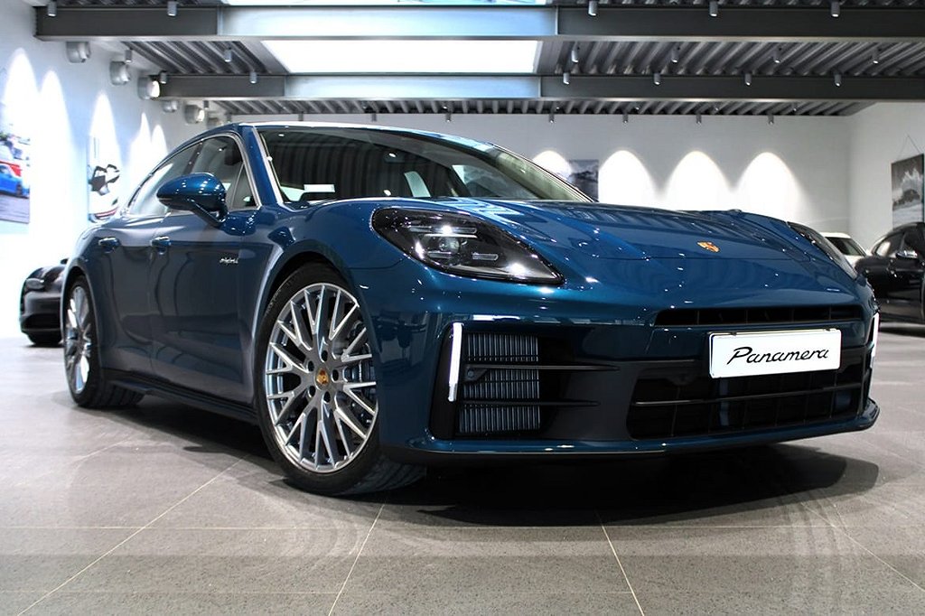 Porsche Panamera 4 E-Hybrid