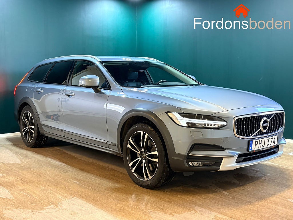 Volvo V90 Cross Country D4 AWD Inscription Pro Skinn B-Kamera Navi Drag 190hk