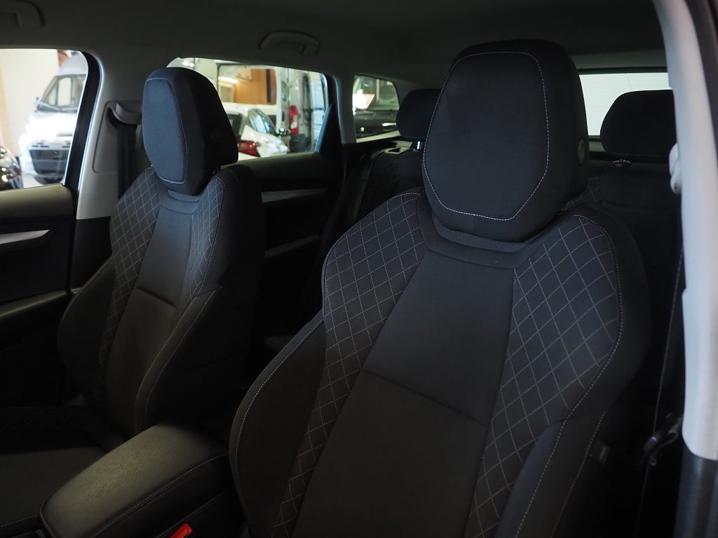 Skoda Karoq 1.0 TSI 115hk Ambition | Adaptiv farthållare | PDC | 2019