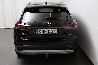 SUV Audi Q4 E-Tron 7 av 26