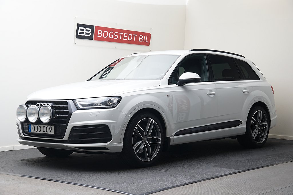 Audi Q7 3.0 TDI 272hk Q S-Line |Drag|Värmare|7-sits|BOSE