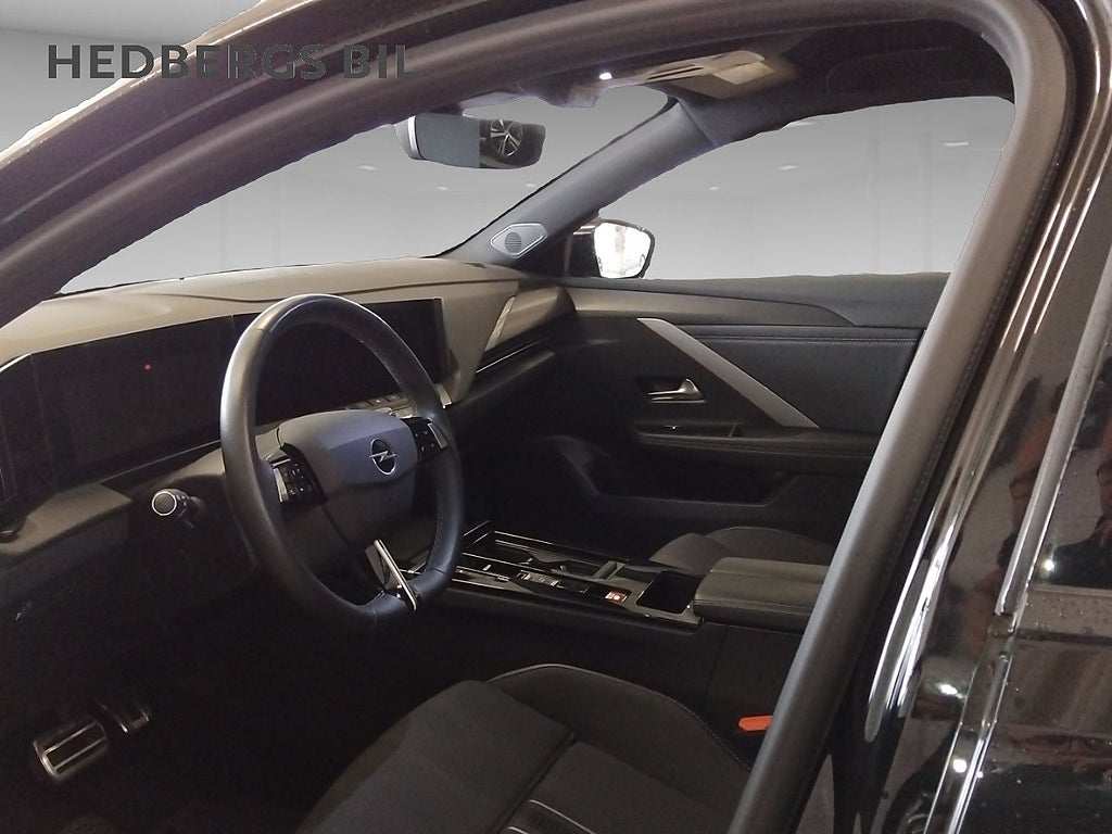 Opel Astra Sports Tourer 1.2 Turbo 130 GS Euro 6 thumbnail
