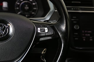 SUV Volkswagen Tiguan 17 av 27