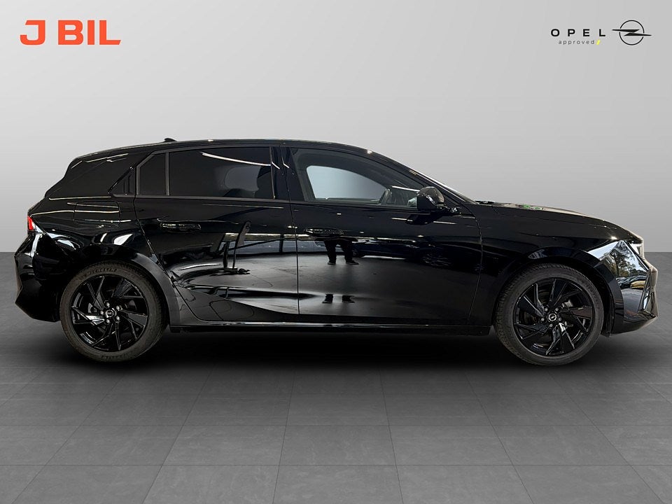 Bild på Opel Astra GS 1.2 PT 130hk Aut - B-KAMERA, CARPLAY