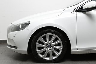 Halvkombi Volvo V40 8 av 25