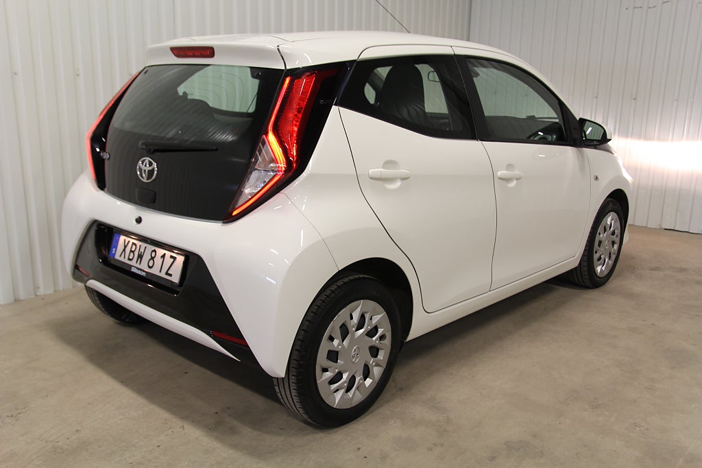 Toyota Aygo 5-dörrar 1.0 nybesiktigad, "SÅLD!