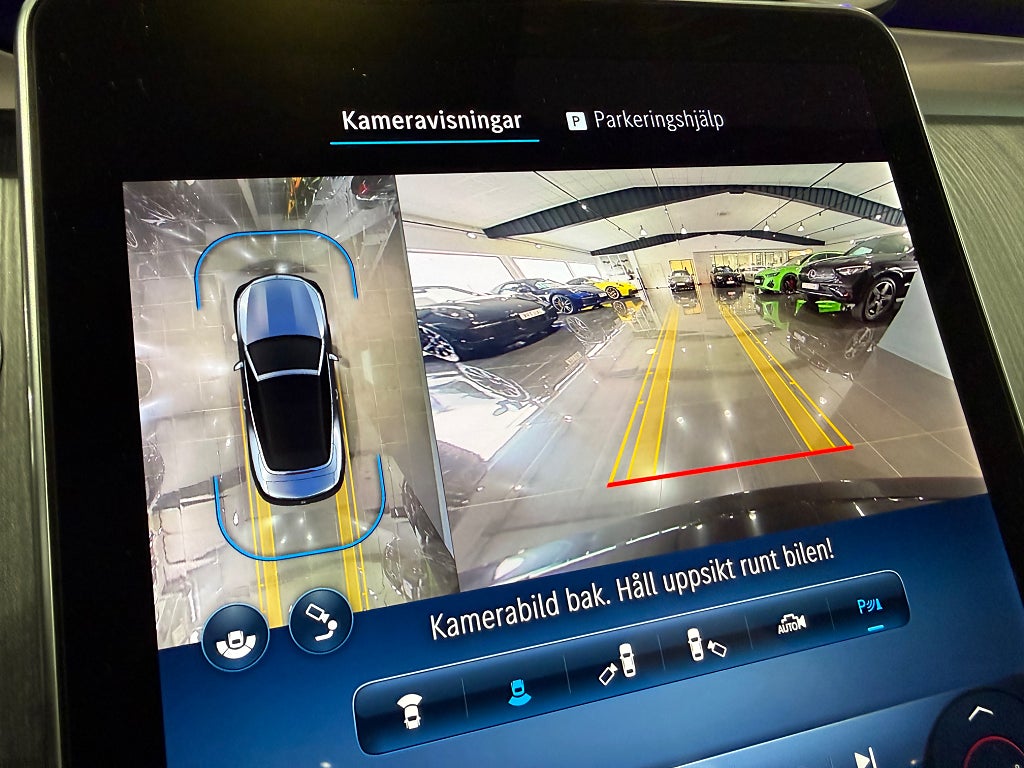 Mercedes-Benz CLE 300 4MATIC Cabriolet AMG Premium Läder Drag Burmester - bild 10