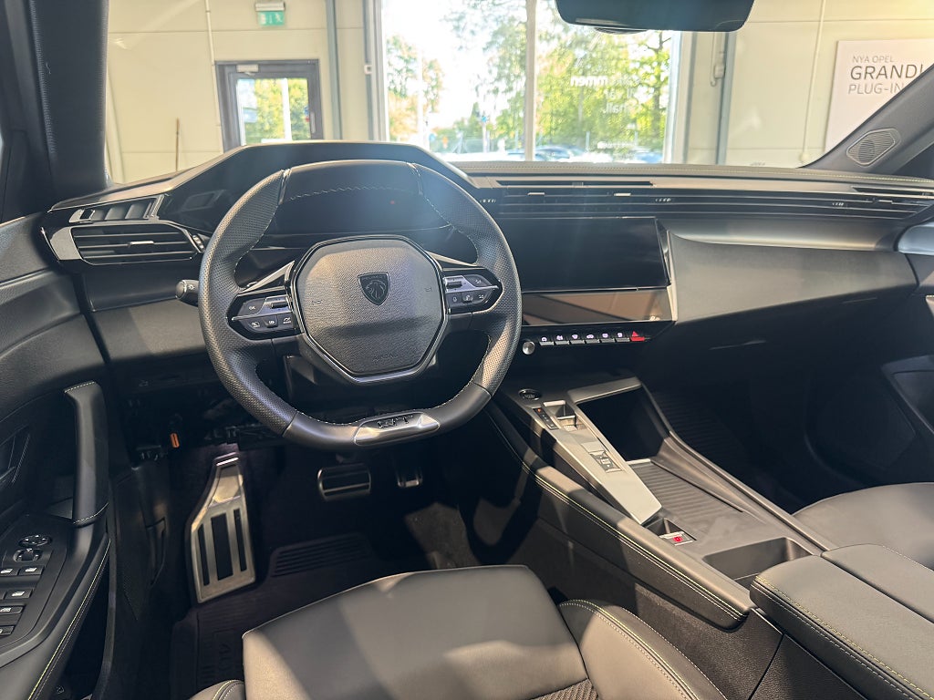 Bild på Peugeot 408 GT PureTech 130hk Aut - DEMO