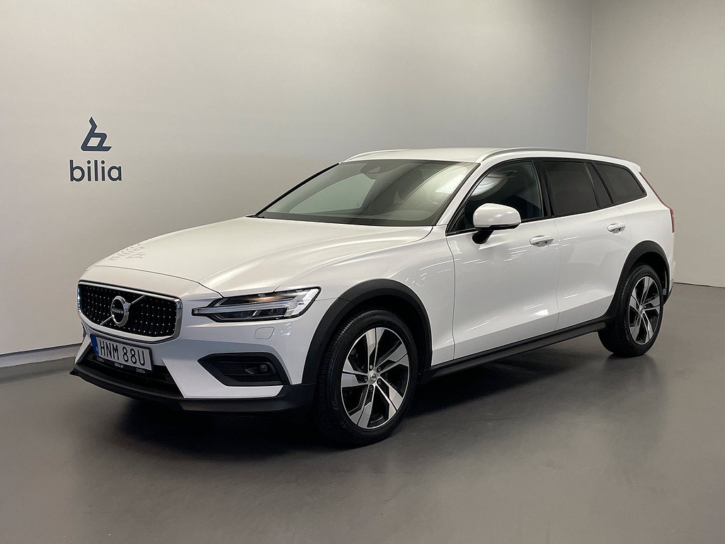 Volvo V60 Cross Country B4 AWD Diesel Adv SE / Parkeringssupport /