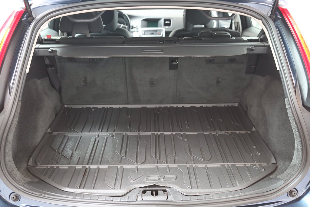 Volvo V60 D2 115hk Momentum Aut Dieselv Dragkrok 2013