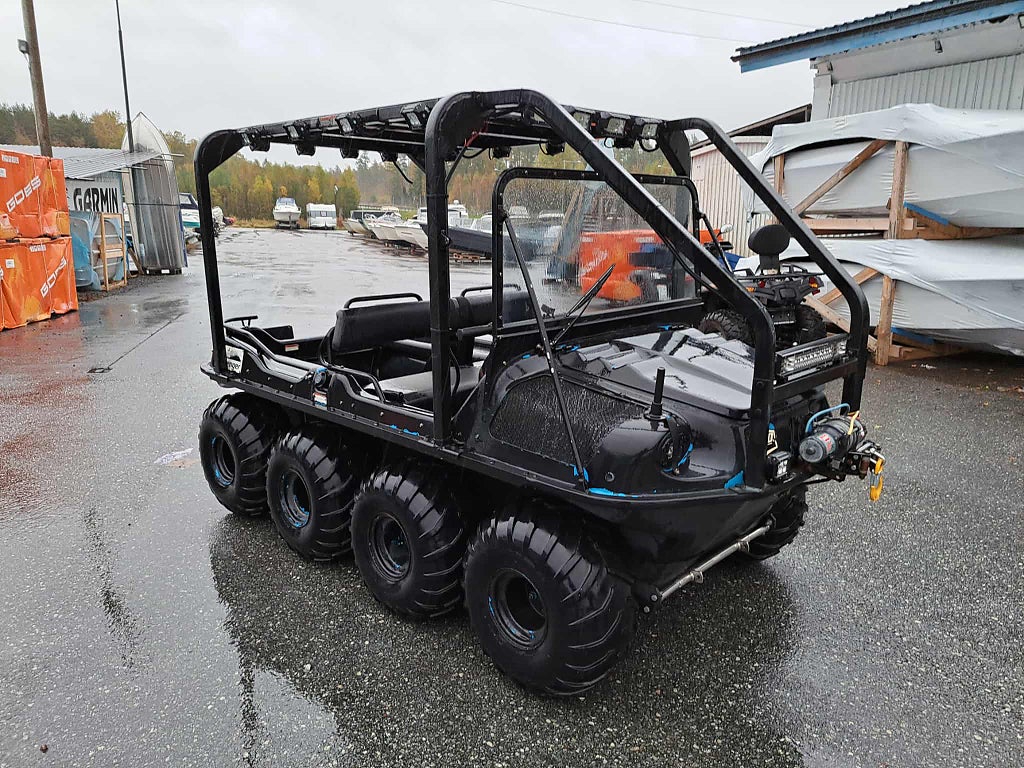 Argo 700 8x8 Avenger 