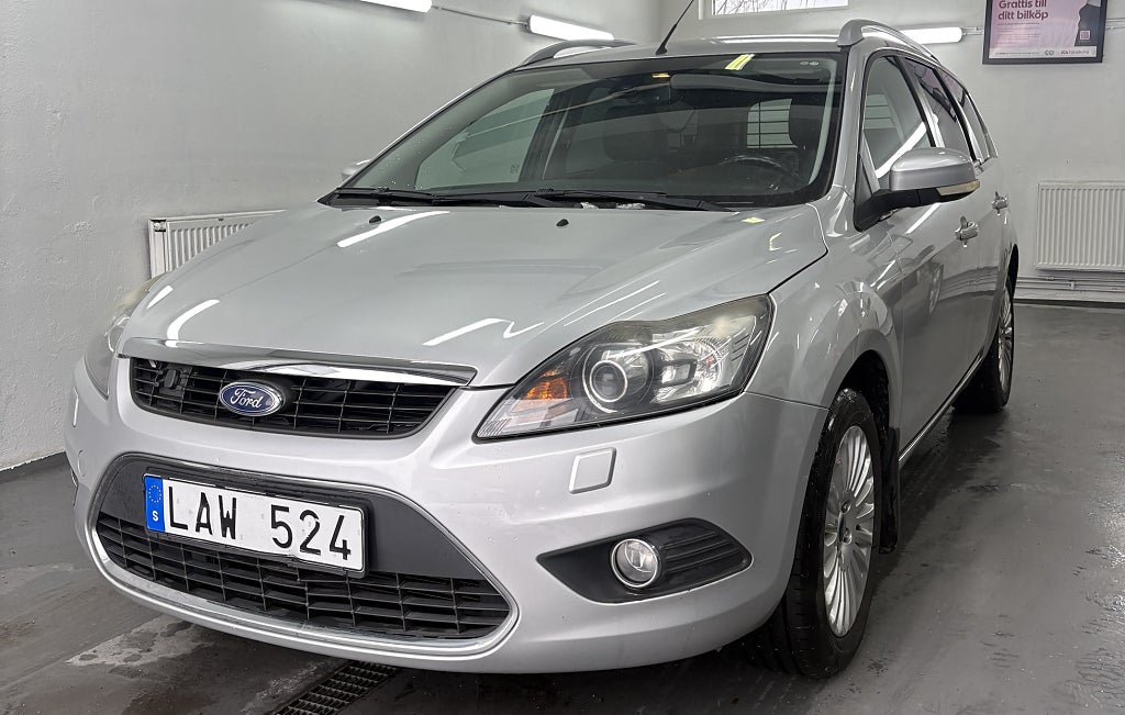 Ford Focus Kombi 1.8 Flexifuel Titanium Euro 4